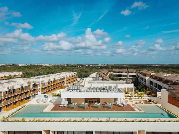Jungle Oasis w FREE Ikal Beach Club Shuttle