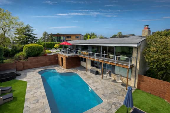 Luxury World Cup 2026 Seattle Estate | Private Pool & Hot Tub near Lumen Field