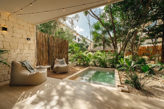 Sak ik': Comfortable Home w Private Plunge Pool and FREE Beach Shuttle!